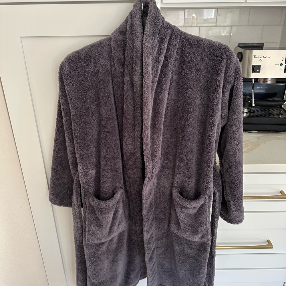 Cozy BARE COTTON Plush Microfiber Shawl Bathrobe
- Gray - Youth L (9-12 yrs) EUC